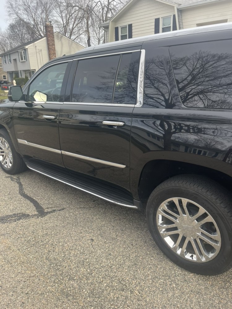 Private Luxury Airport Transfers to Logan International Airport