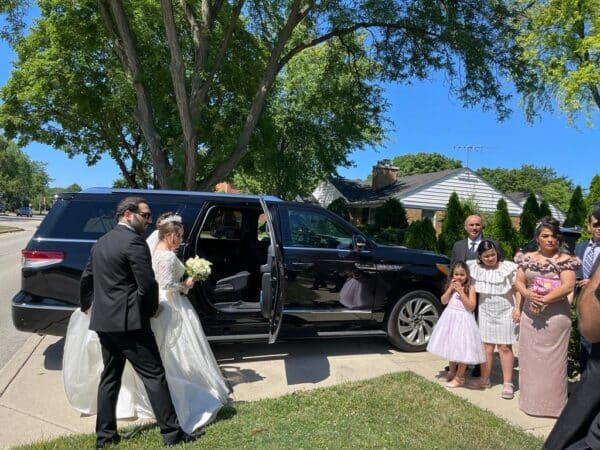 Luxury Wedding Limo & Black Car Service in Reading, MA