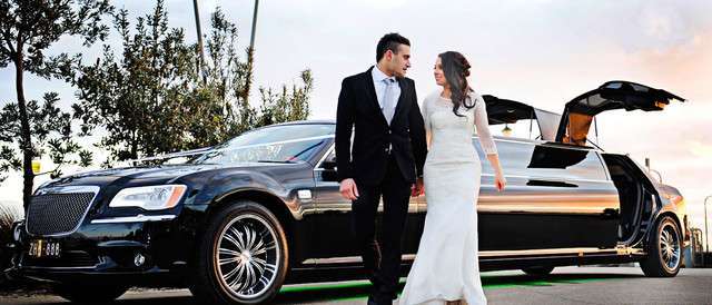 Luxury Wedding Limo & Black Car Service in Reading, MA