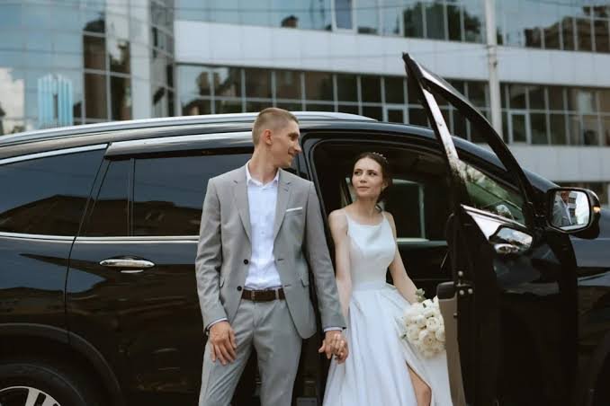 How Much Does Wedding Transportation Cost